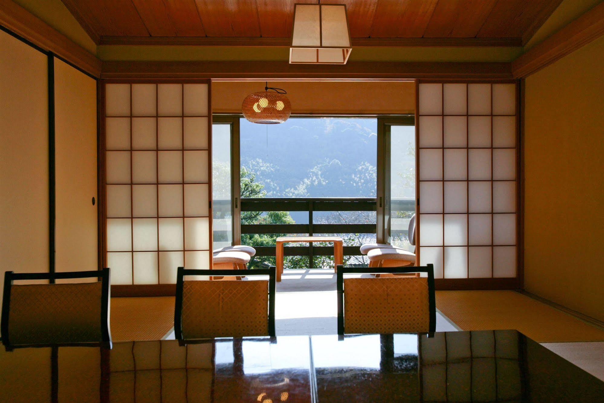 יוגאווארה Kaiseki Ryokan Ashikari מראה חיצוני תמונה