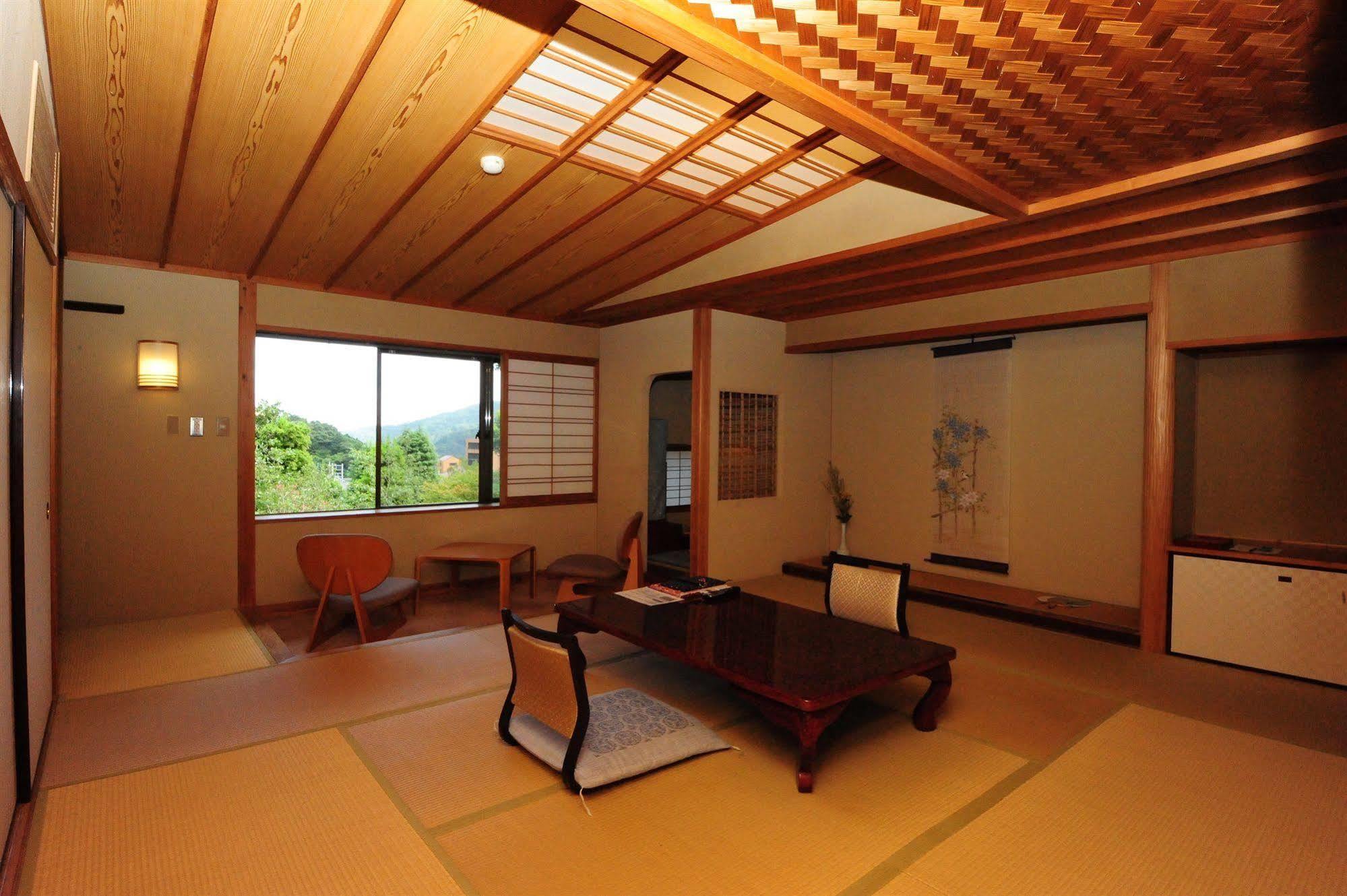 יוגאווארה Kaiseki Ryokan Ashikari מראה חיצוני תמונה